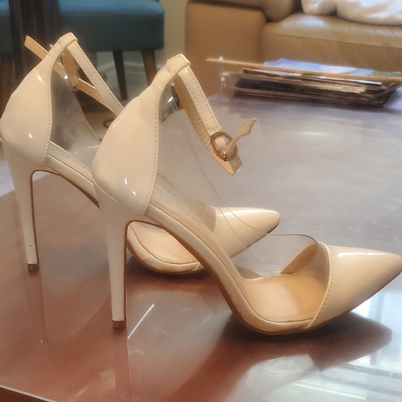 Womens Heels - Picture 3 of 4